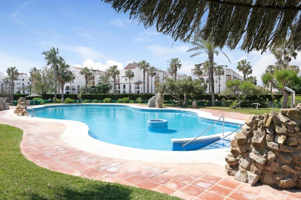 Apartamentos Atlanterra Costa Y Sol Zahara de los Atunes Dış mekan fotoğraf